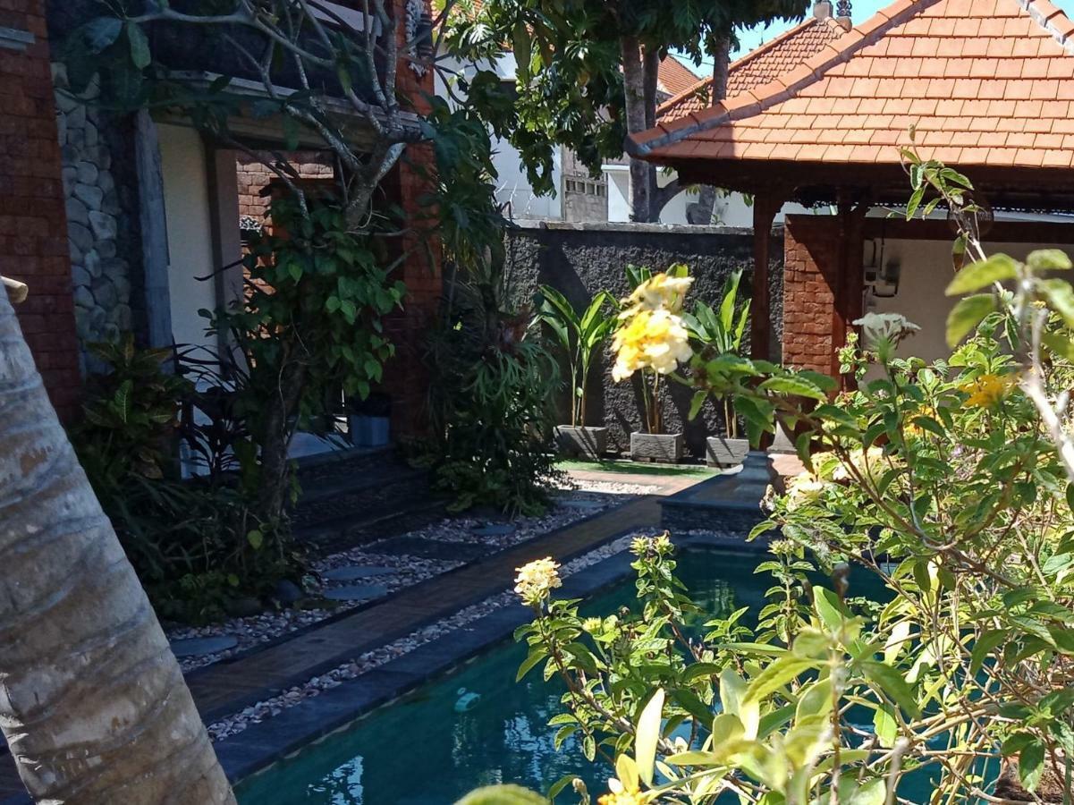 D'Puja Home Stay And Spa Nusa Dua  Exterior photo